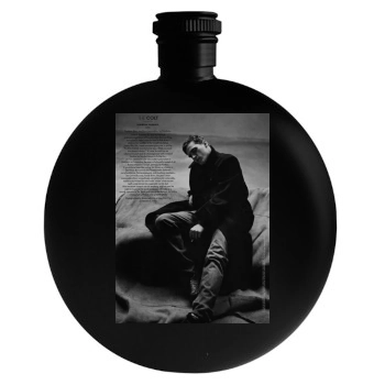 Joaquin Phoenix Round Flask