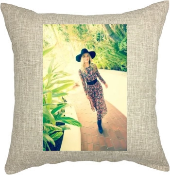 Rosie Huntington-Whiteley Pillow