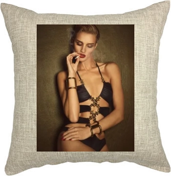 Rosie Huntington-Whiteley Pillow