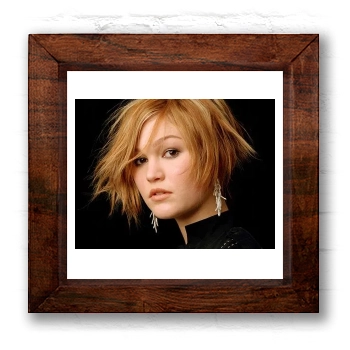 Julia Stiles 6x6