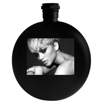 Zendaya Coleman Round Flask