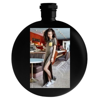 Zendaya Coleman Round Flask