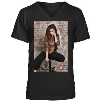 Barbara Palvin Men's V-Neck T-Shirt