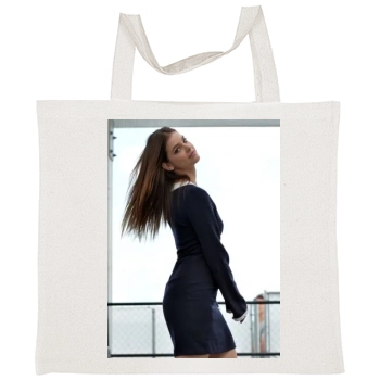 Barbara Palvin Tote