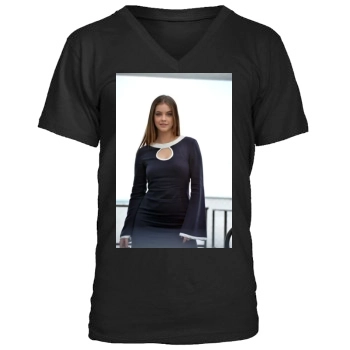 Barbara Palvin Men's V-Neck T-Shirt