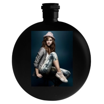 Barbara Palvin Round Flask