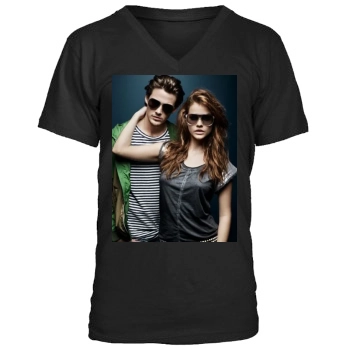 Barbara Palvin Men's V-Neck T-Shirt