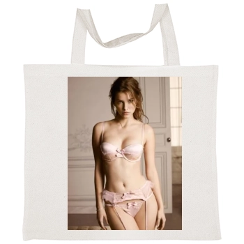 Barbara Palvin Tote