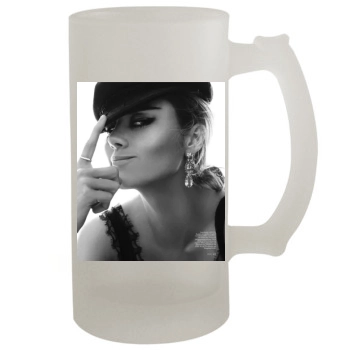 Brie Larson 16oz Frosted Beer Stein