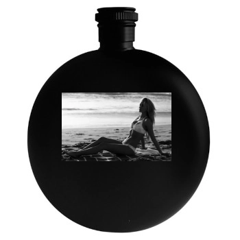 Bryana Holly Round Flask