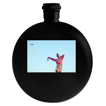 Bryana Holly Round Flask