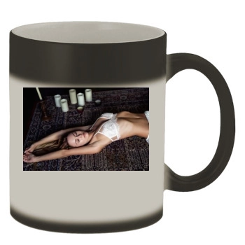 Bryana Holly Color Changing Mug