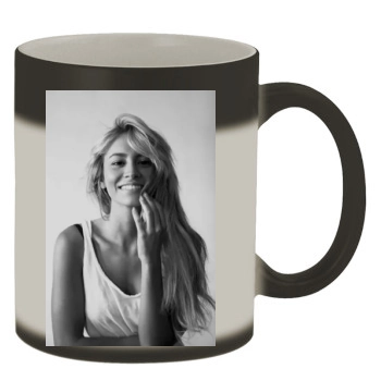 Bryana Holly Color Changing Mug