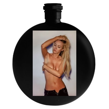 Bryana Holly Round Flask