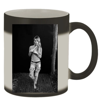 Bryana Holly Color Changing Mug