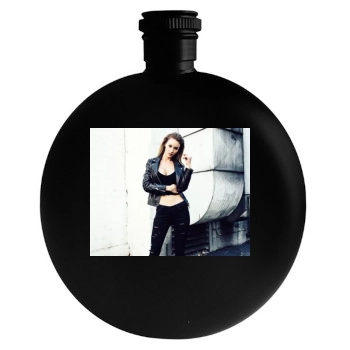 Bryana Holly Round Flask