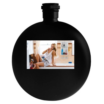 Bryana Holly Round Flask