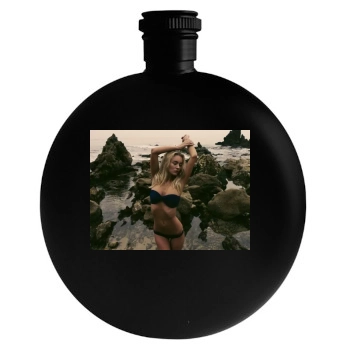 Bryana Holly Round Flask