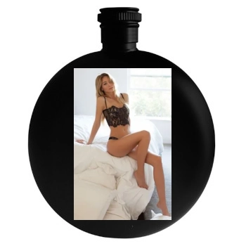 Bryana Holly Round Flask