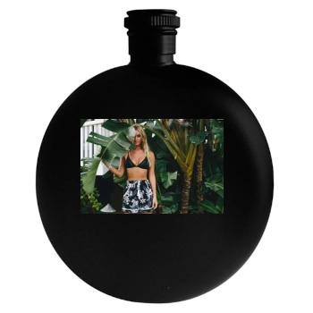 Bryana Holly Round Flask