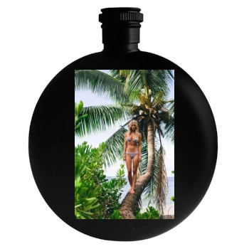 Bryana Holly Round Flask