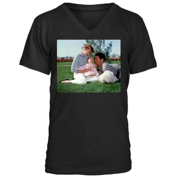 Carrie Fisher Men's V-Neck T-Shirt