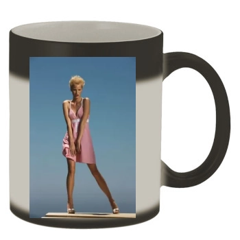 Caroline Winberg Color Changing Mug