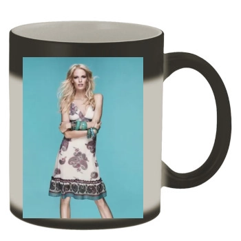 Caroline Winberg Color Changing Mug