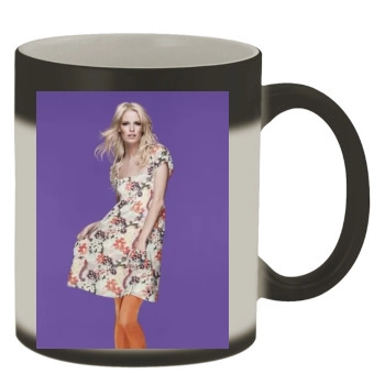 Caroline Winberg Color Changing Mug