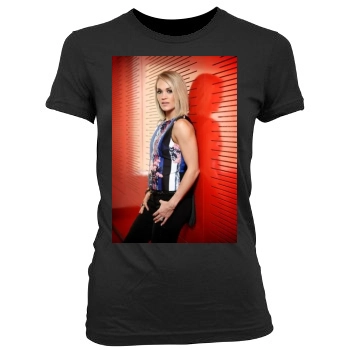 Carrie Underwood Women's Junior Cut Crewneck T-Shirt