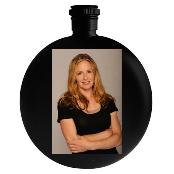 Elisabeth Shue Round Flask