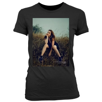 Elizabeth Gillies Women's Junior Cut Crewneck T-Shirt