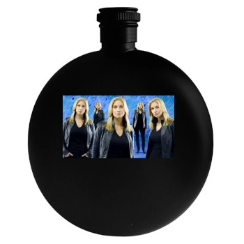 Elizabeth Mitchell Round Flask