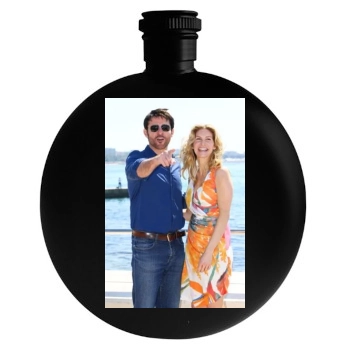 Elizabeth Mitchell Round Flask