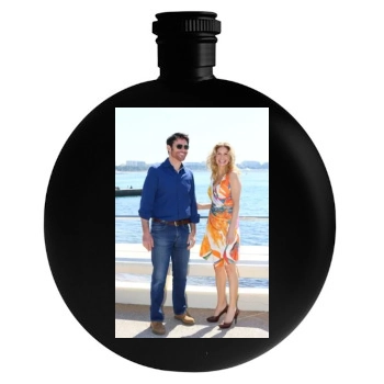 Elizabeth Mitchell Round Flask