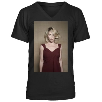 Christina Applegate Men's V-Neck T-Shirt