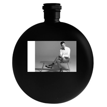 Ewan McGregor Round Flask