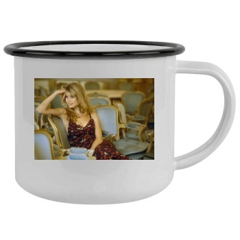 Claudia Schiffer Camping Mug