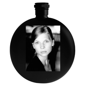 Clemence Poesy Round Flask