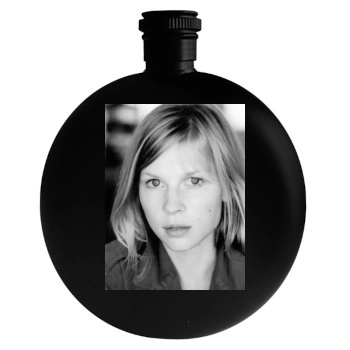 Clemence Poesy Round Flask