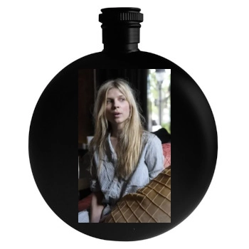 Clemence Poesy Round Flask