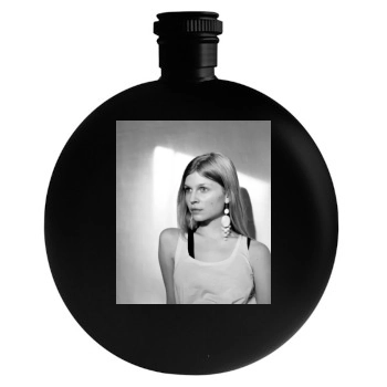 Clemence Poesy Round Flask