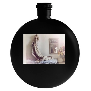 Clemence Poesy Round Flask