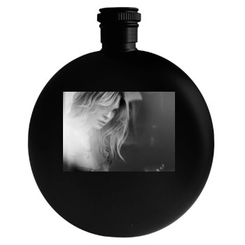 Clemence Poesy Round Flask