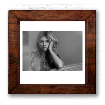 Clemence Poesy 6x6