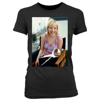 Elisha Cuthbert Women's Junior Cut Crewneck T-Shirt