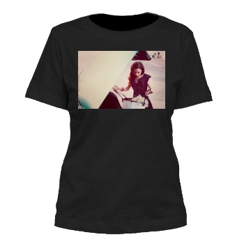 Emilia Clarke Women's Cut T-Shirt