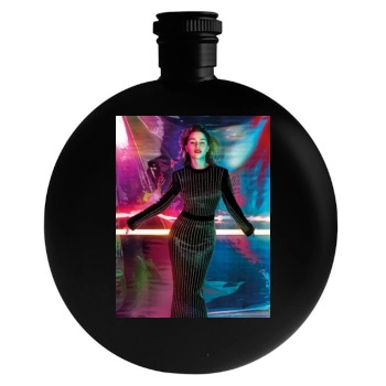 Emilia Clarke Round Flask