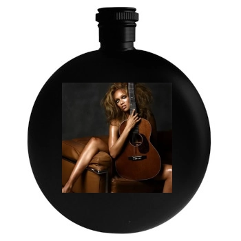 Tyra Banks Round Flask