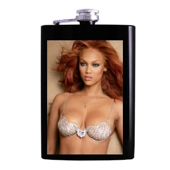 Tyra Banks Hip Flask